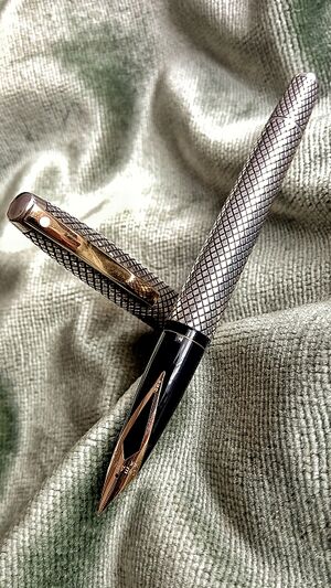 Sheaffer-Imperial-Silver-View.jpeg