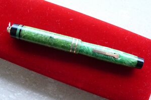 File:Wahl-Signature-Lady-Jade-Capped.jpg